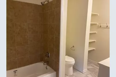 823 Monterrey Street, Lockhart, TX 78644 - Photo 6