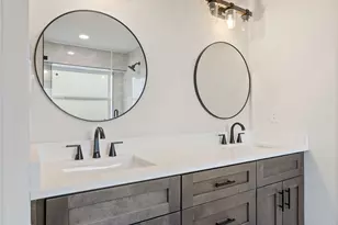 4700 Castleman Dr, Austin, TX 78725 - Photo 10