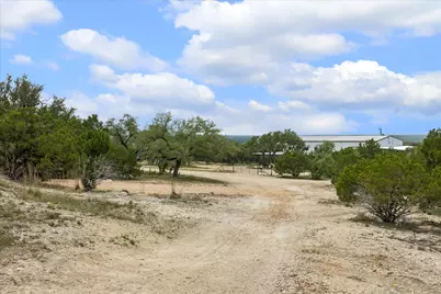 6411 W Fitzhugh Road, Dripping Springs, TX 78620 - Photo 30