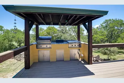 24240 Spur Trail, Spicewood, TX 78669 - Photo 22