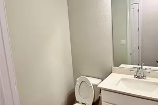 240 Revere Dr, Kyle, TX 78640 - Photo 8