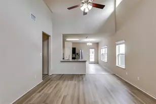 125 Wedgewood Wy, San Marcos, TX 78666 - Photo 6