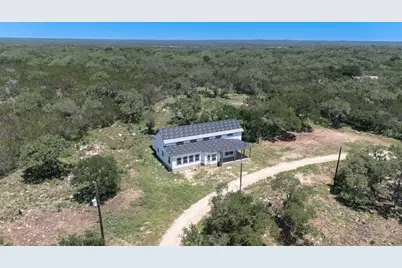 2404 Old Ranch Road 12, San Marcos, TX 78666 - Photo 14