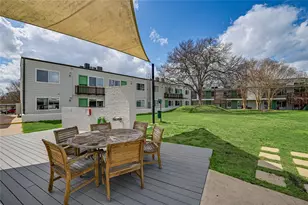 2200 Dickson Dr, Austin, TX 78704 - Photo 14