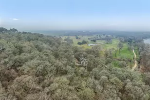 601 Country Club Ct, La Grange, TX 78945 - Photo 34