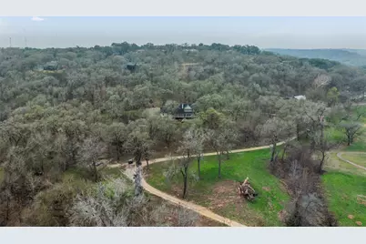 601 Country Club Court, La Grange, TX 78945 - Photo 2