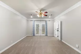 601 Country Club Ct, La Grange, TX 78945 - Photo 8