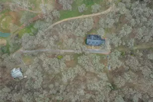 601 Country Club Ct, La Grange, TX 78945 - Photo 32