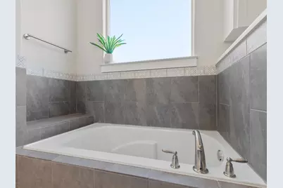 106 Pinecrest Drive, Bastrop, TX 78602 - Photo 20