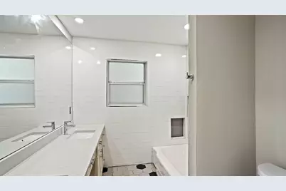6404 Shoal Creek Boulevard, Austin, TX 78757 - Photo 28