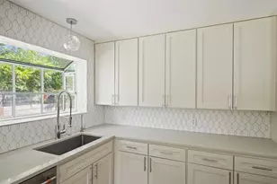 6404 Shoal Creek Blvd, Austin, TX 78757 - Photo 8
