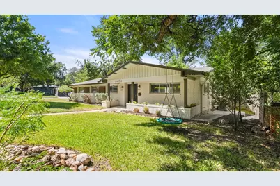 6404 Shoal Creek Boulevard, Austin, TX 78757 - Photo 2