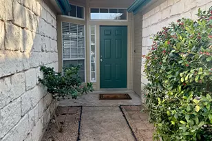 104 Benchmark St, Georgetown, TX 78626 - Photo 2