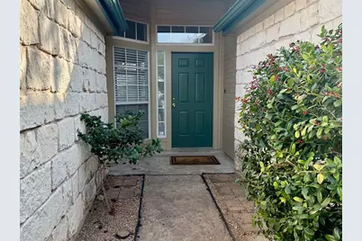 104 Benchmark Street, Georgetown, TX 78626 - Photo 2