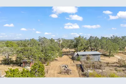 11600 Crumley Ranch Road, Dripping Springs, TX 78736 - Photo 14