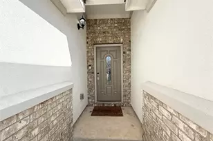 142 Periwinkle Ln, Bastrop, TX 78602 - Photo 2