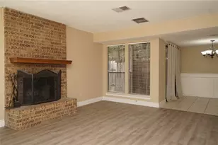 6525 Hart Ln, Austin, TX 78731 - Photo 4