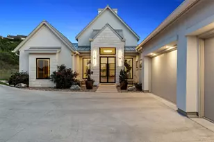 1733 Nightlife Cv, Spicewood, TX 78669 - Photo 2