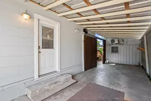 1184 Navasota St, Austin, TX 78702 - Photo 26