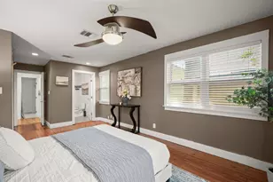 1184 Navasota St, Austin, TX 78702 - Photo 18