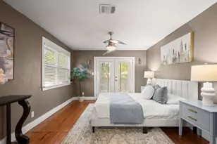 1184 Navasota St, Austin, TX 78702 - Photo 14