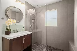 1184 Navasota St, Austin, TX 78702 - Photo 20