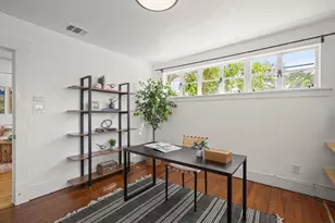 1184 Navasota St, Austin, TX 78702 - Photo 20