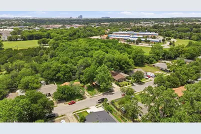 9504 N Creek Drive, Austin, TX 78753 - Photo 12