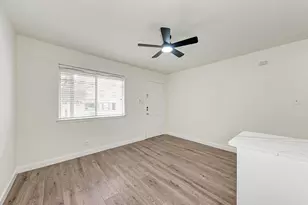 1010 W 23rd St, Austin, TX 78705 - Photo 6