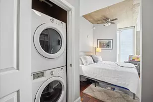 360 Nueces St, Austin, TX 78701 - Photo 28