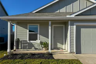 429 Monsoon Dr, Lockhart, TX 78644 - Photo 4