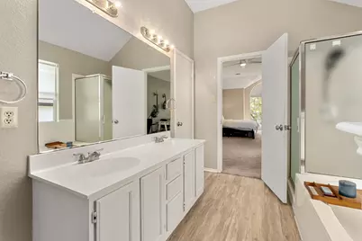 10512 Watchful Fox Drive, Austin, TX 78748 - Photo 22