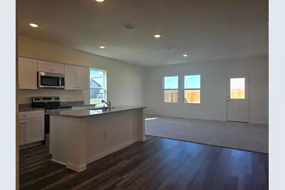 509 McFadin Way, Taylor, TX 76574 - Photo 14