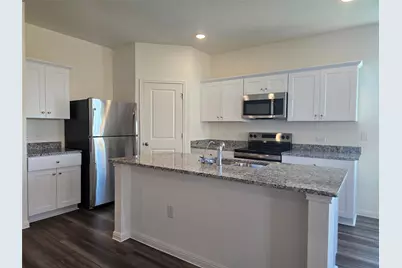 509 McFadin Way, Taylor, TX 76574 - Photo 12