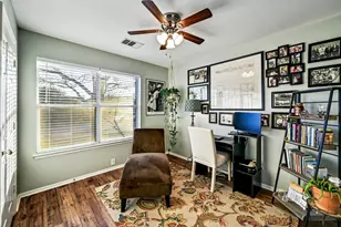 280 Spruce Dr, Kyle, TX 78640 - Photo 16