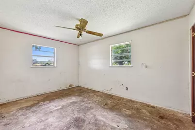 1111 Silent Valley Road, Lockhart, TX 78644 - Photo 10