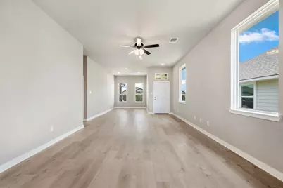 133 Walk Way Drive, Jarrell, TX 76537 - Photo 16