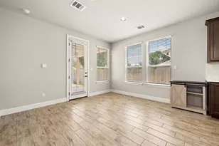 232 Stone Cyn Dr, Georgetown, TX 78628 - Photo 6