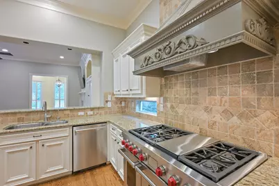 2390 W 8th Street, Austin, TX 78703 - Photo 14