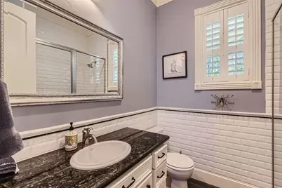 2390 W 8th Street, Austin, TX 78703 - Photo 18