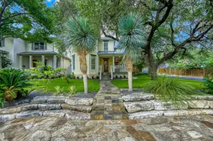 2390 W 8th St, Austin, TX 78703 - Photo 2