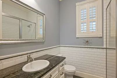 2390 W 8th Street, Austin, TX 78703 - Photo 16