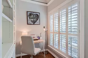 2390 W 8th St, Austin, TX 78703 - Photo 22