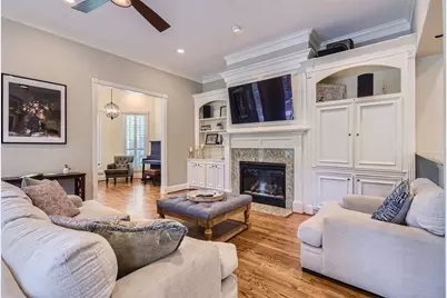 2390 W 8th Street, Austin, TX 78703 - Photo 10