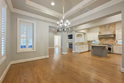 2390 W 8th Street, Austin, TX 78703 - Photo 8