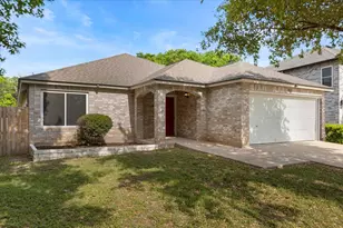 7613 Marble Ridge Dr, Austin, TX 78747 - Photo 2
