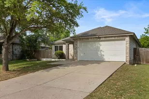 7613 Marble Ridge Dr, Austin, TX 78747 - Photo 28