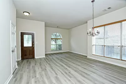 1907 Windberry Path, Round Rock, TX 78665 - Photo 4