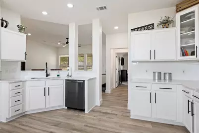 213 Beauchamp Road, Dripping Springs, TX 78620 - Photo 12