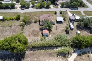 110 Belinda Ln, Kyle, TX 78640 - Photo 26